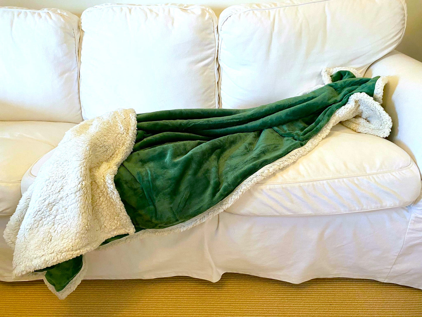 Bottle Green Cushy Rug